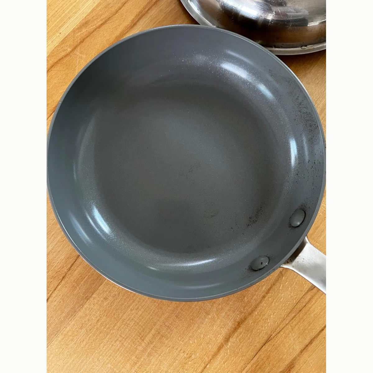 Good pan, but a little heavy