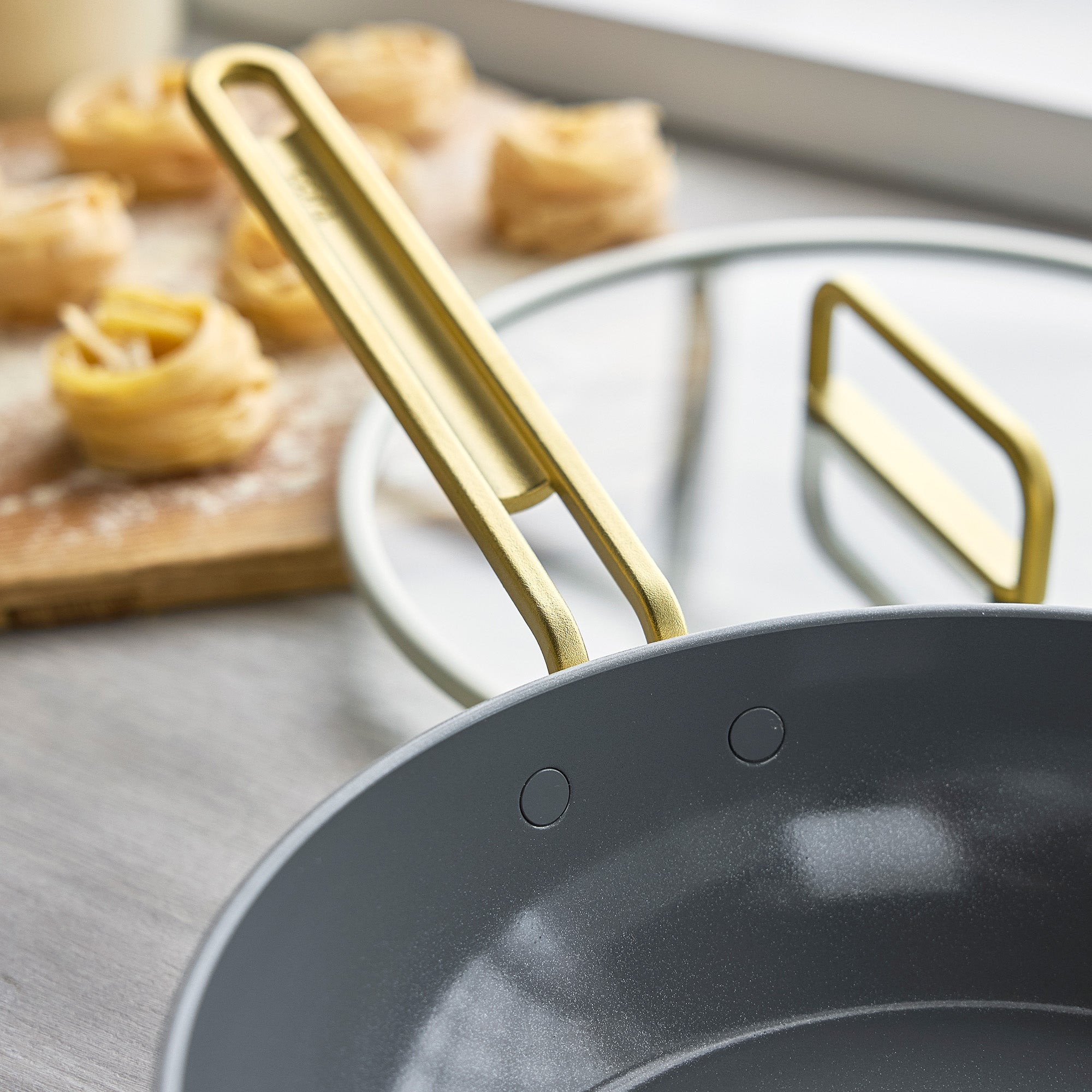 Stanley Tucci Ceramic Nonstick 4.5-Quart Stanley Pan Jr. — Carrara White