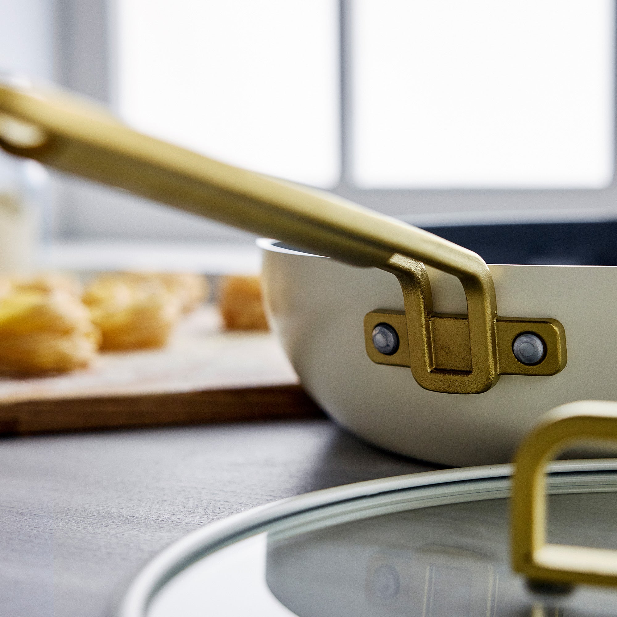 Stanley Tucci Ceramic Nonstick 4.5-Quart Stanley Pan Jr. — Carrara White