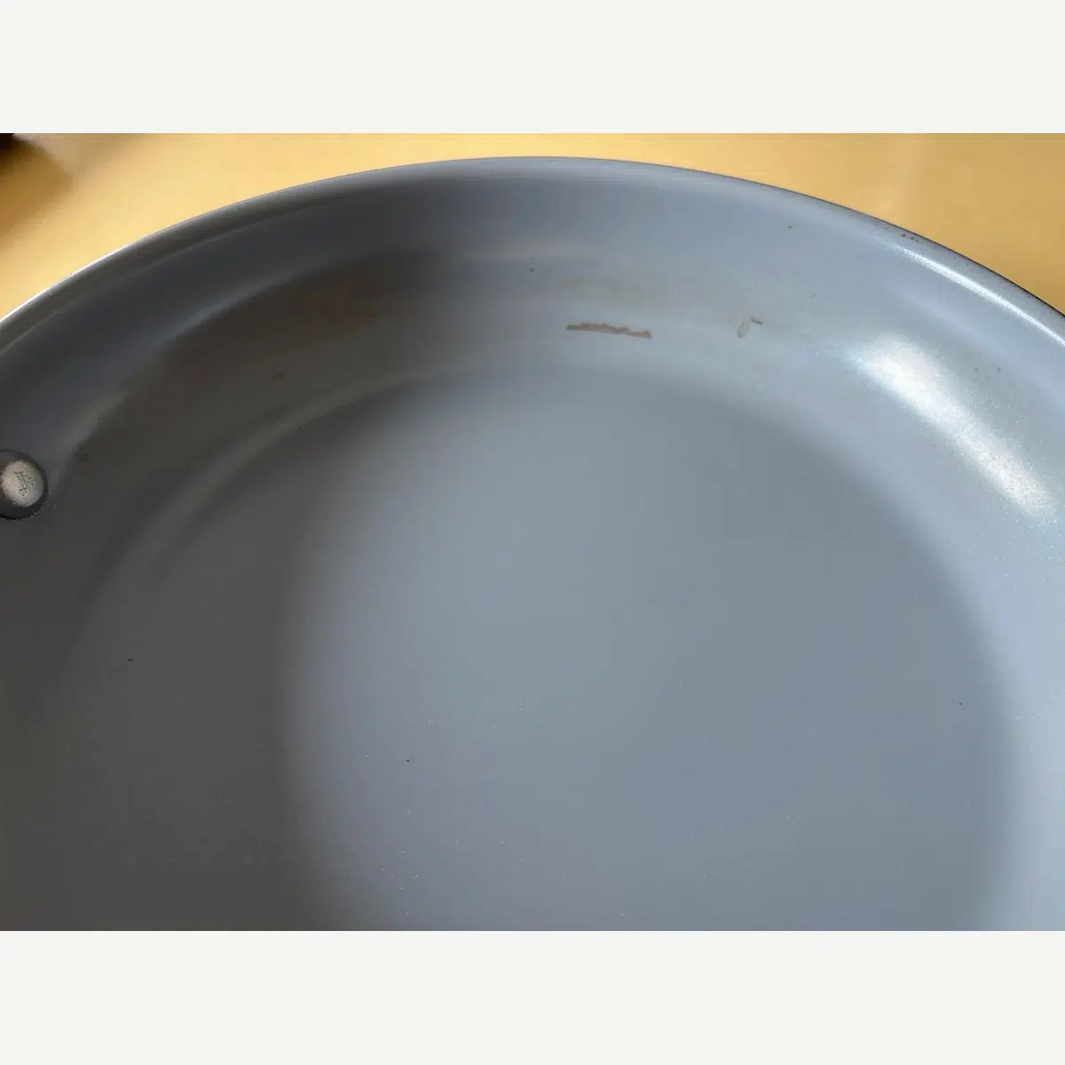 Nice pans, minor scratch