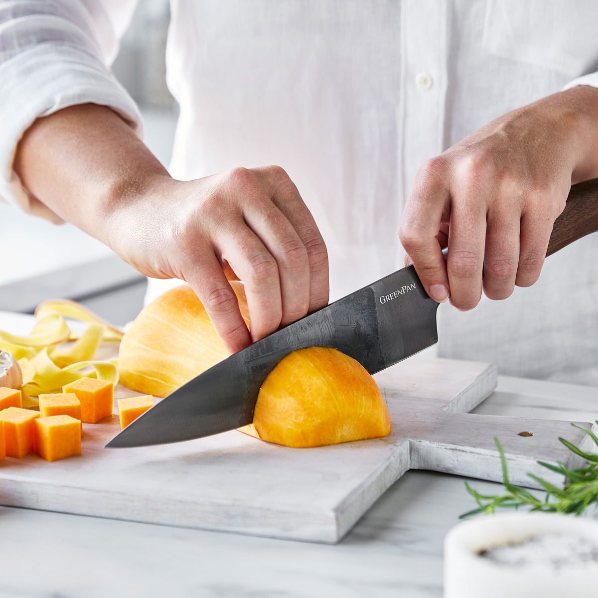 Roasting Bundle - Reserve Roaster, Premiere Knife Set & Accuread Thermometer