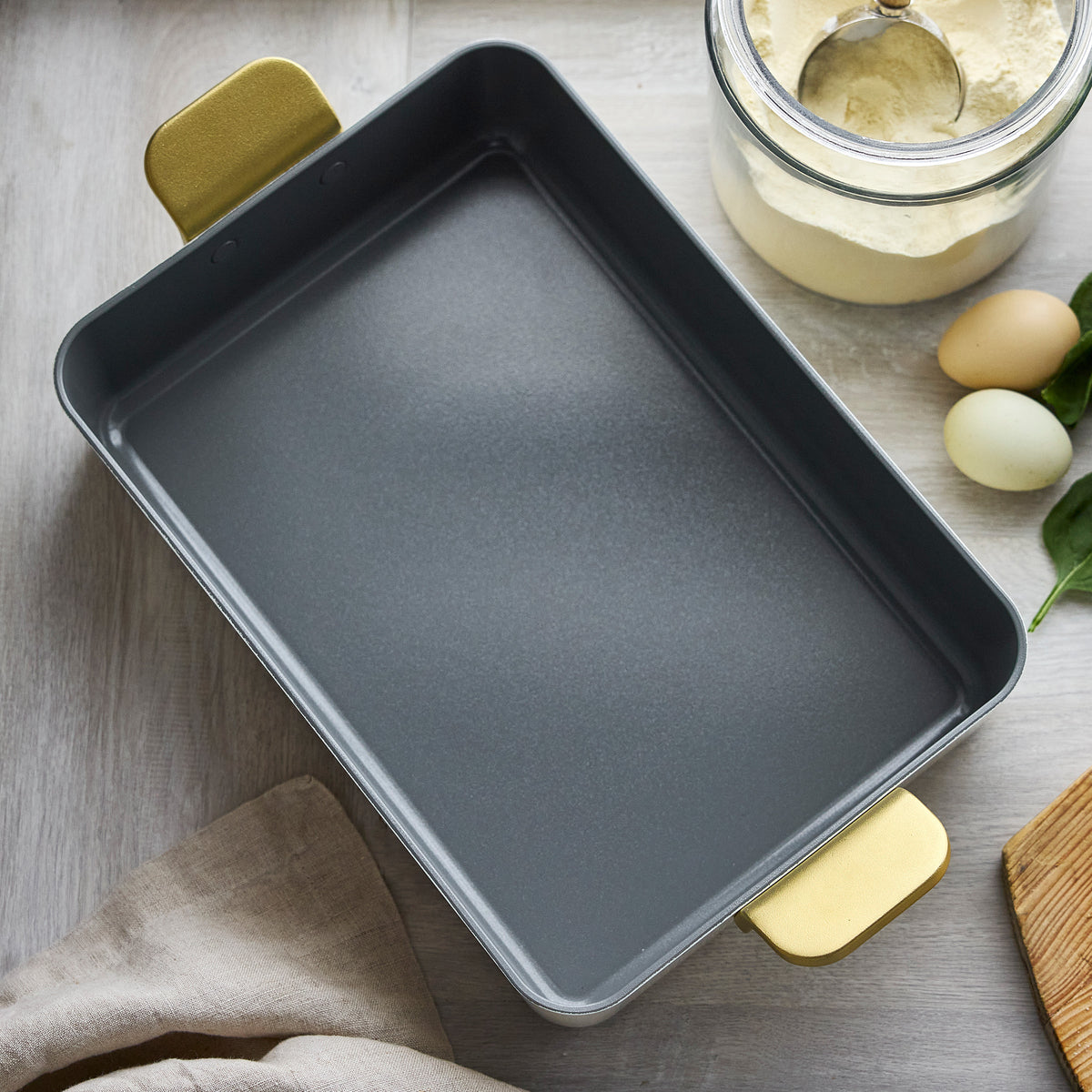 Stanley Tucci™ Ceramic Nonstick Lasagna Pan – Carrara White