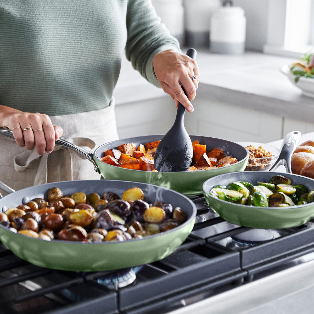 Valencia Pro Ceramic Nonstick Frypan Set (8", 9.5", 11") – Sage
