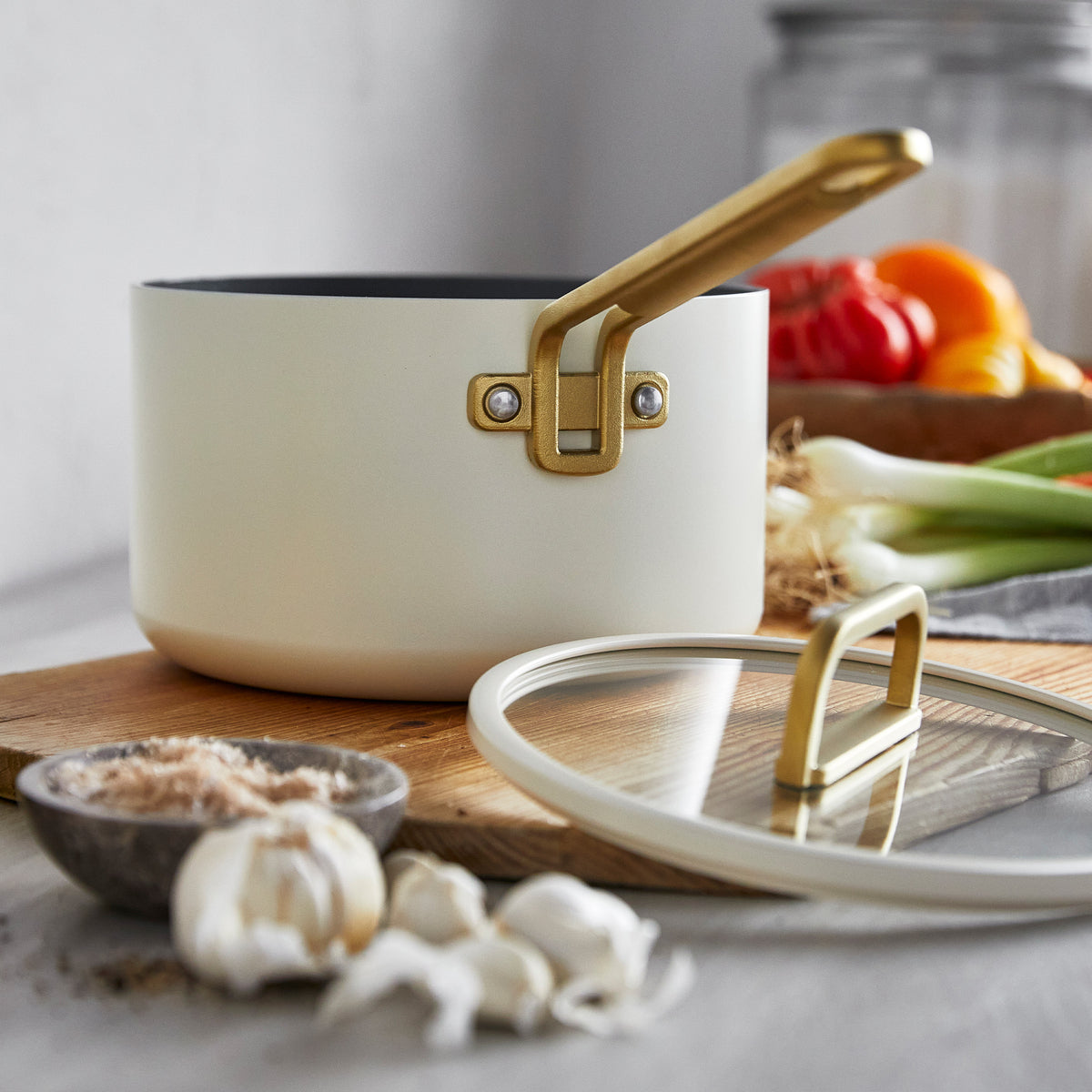 Stanley Tucci™ Ceramic Nonstick 4-Piece Saucepan Set – Carrara White