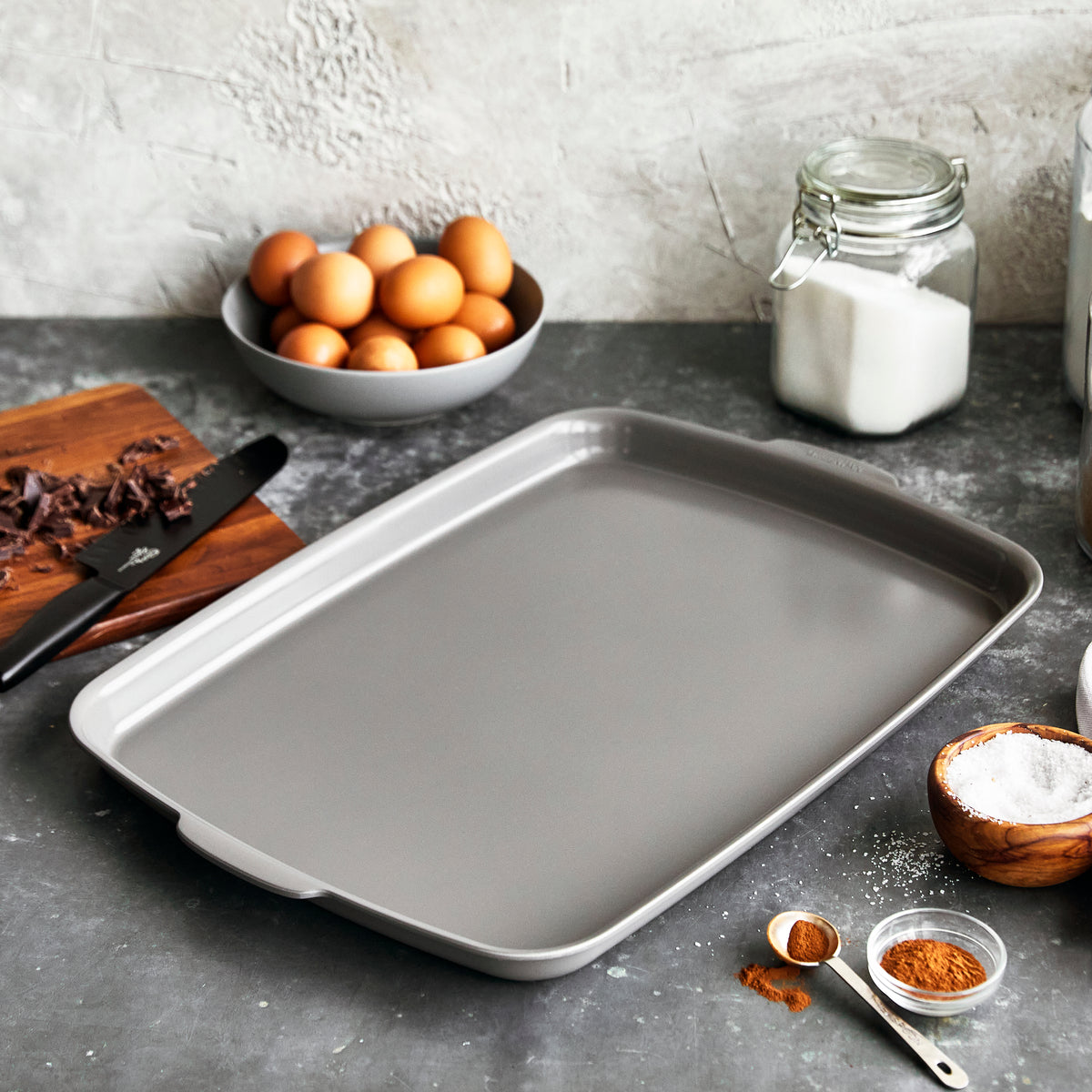 GreenPan Premiere Ovenware Ceramic Nonstick 18" x 13" Half Sheet Pan Set – Gray