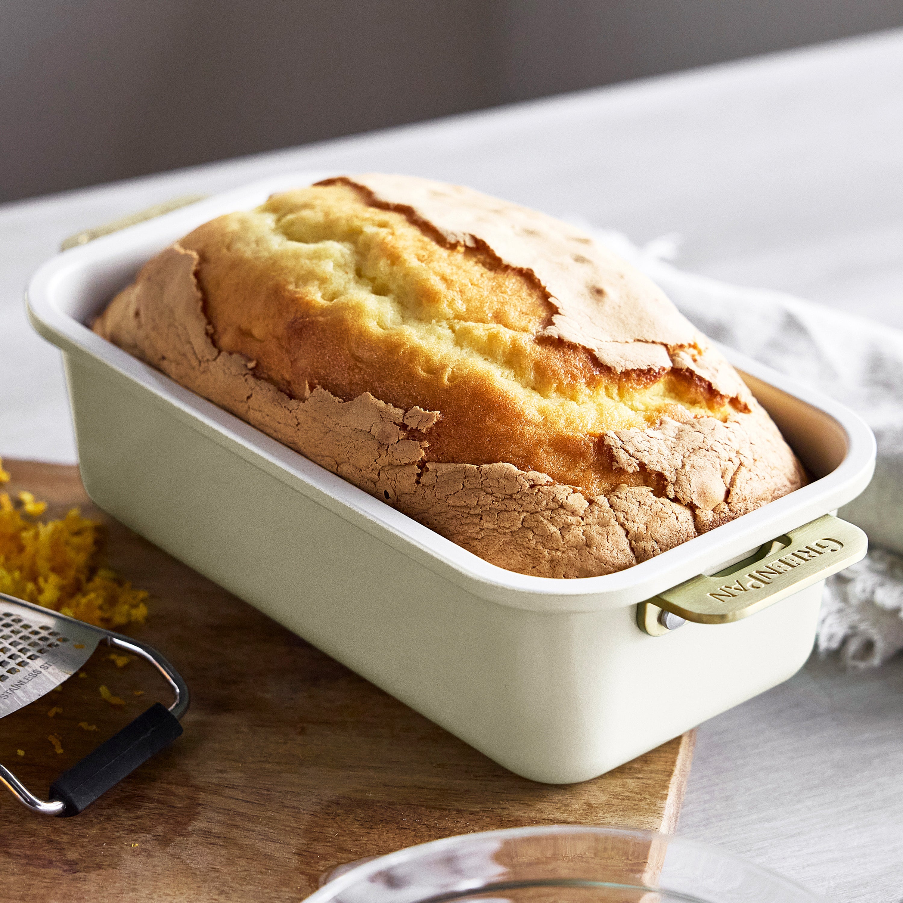 Reserve Bakeware 8 x 4 Inch Loaf Pan in Cream