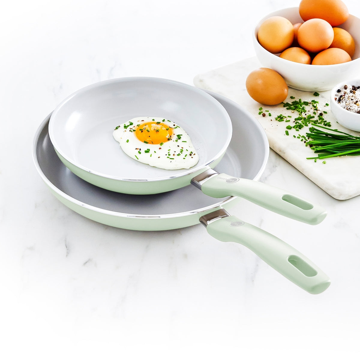 GreenPan Dover Ceramic Nonstick 8" and 10" Frypan Set — Pastel Green