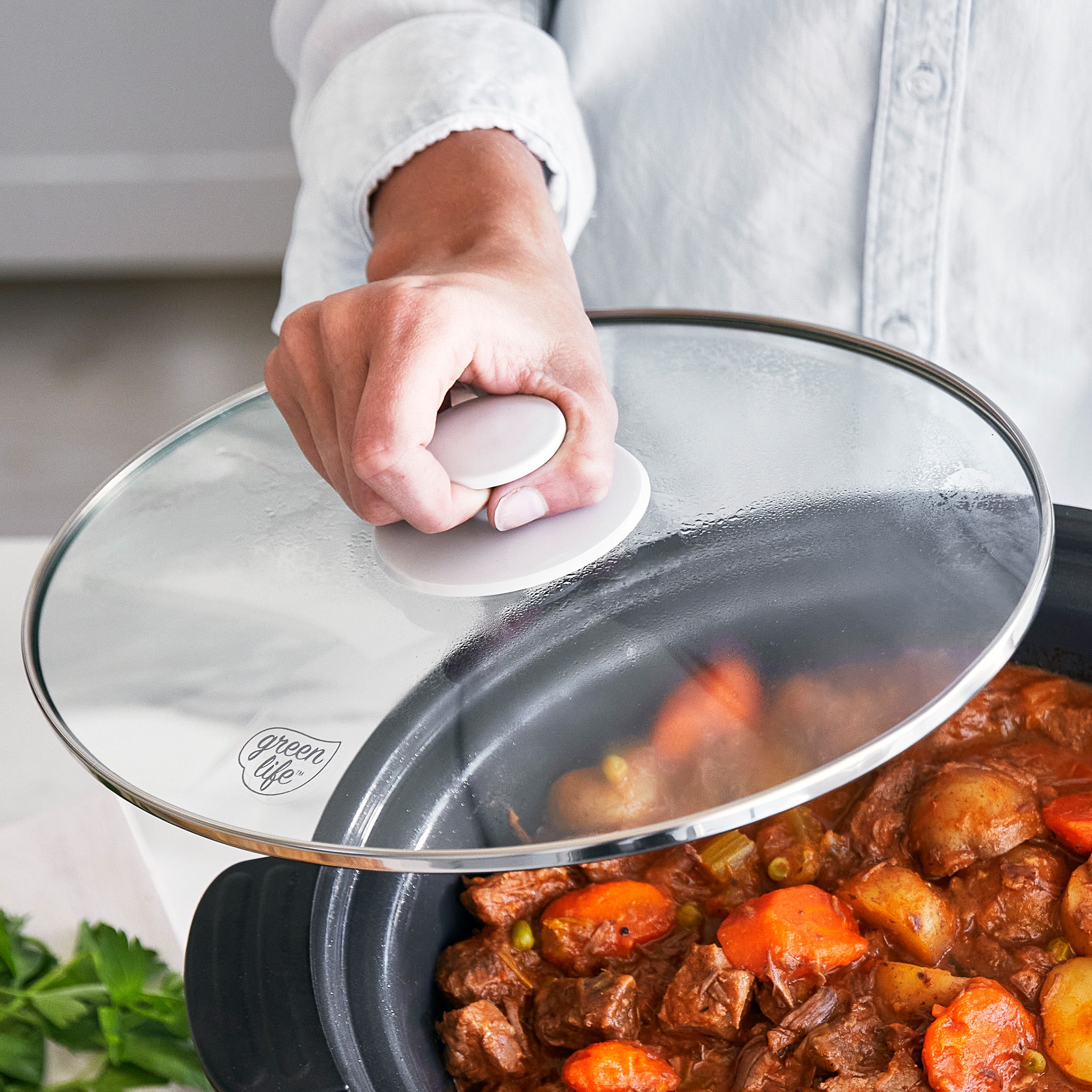 GreenLife Healthy 8-Quart Slow Cooker in White