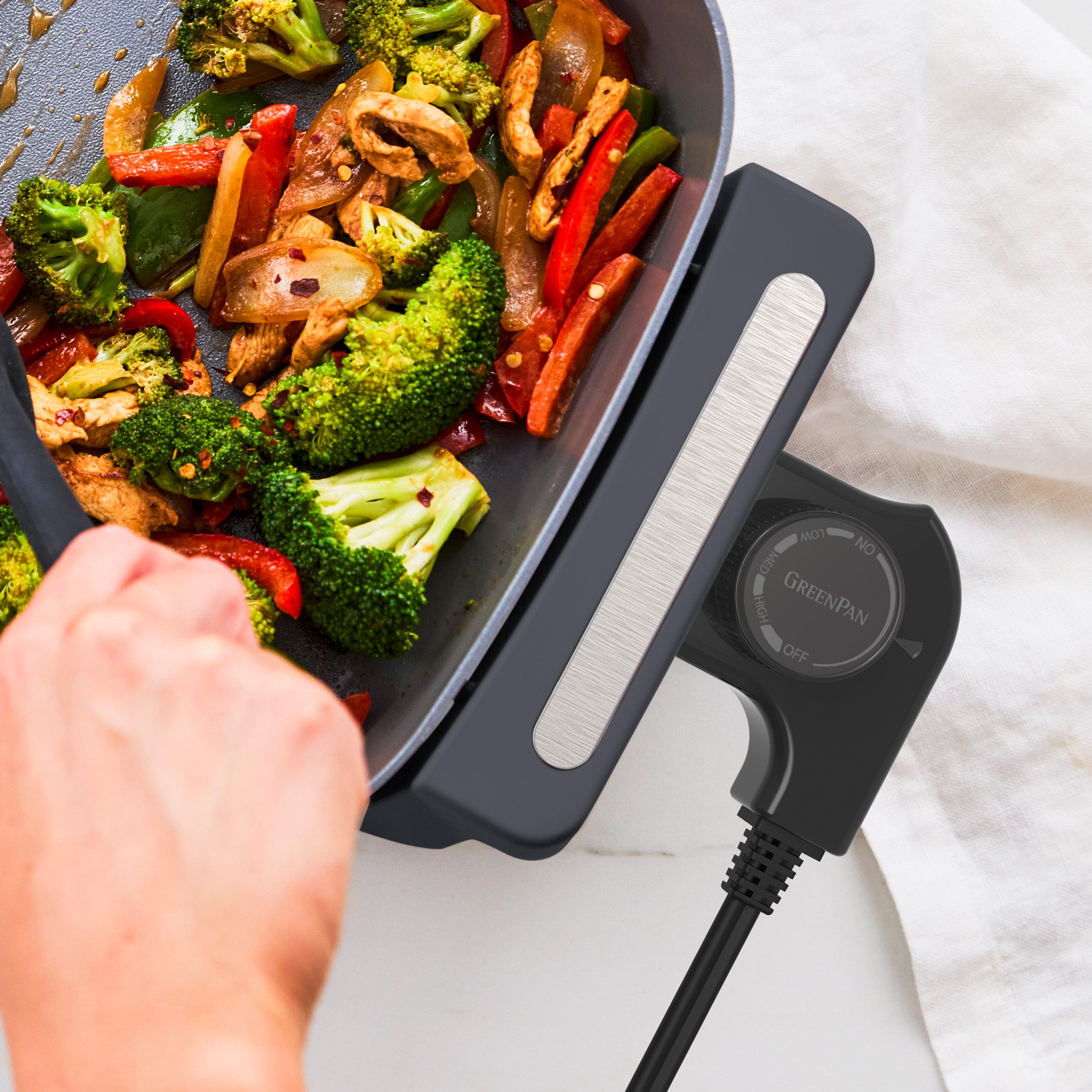GreenPan 7-Quart Advanced Skillet – Graphite