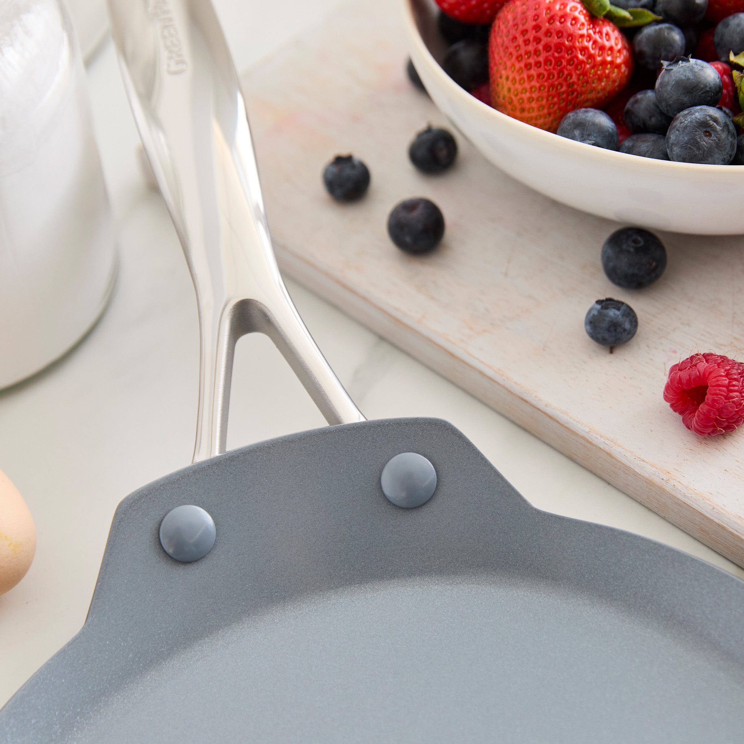 GreenPan Valencia Pro Ceramic Nonstick 9.5" Crepe Pan
