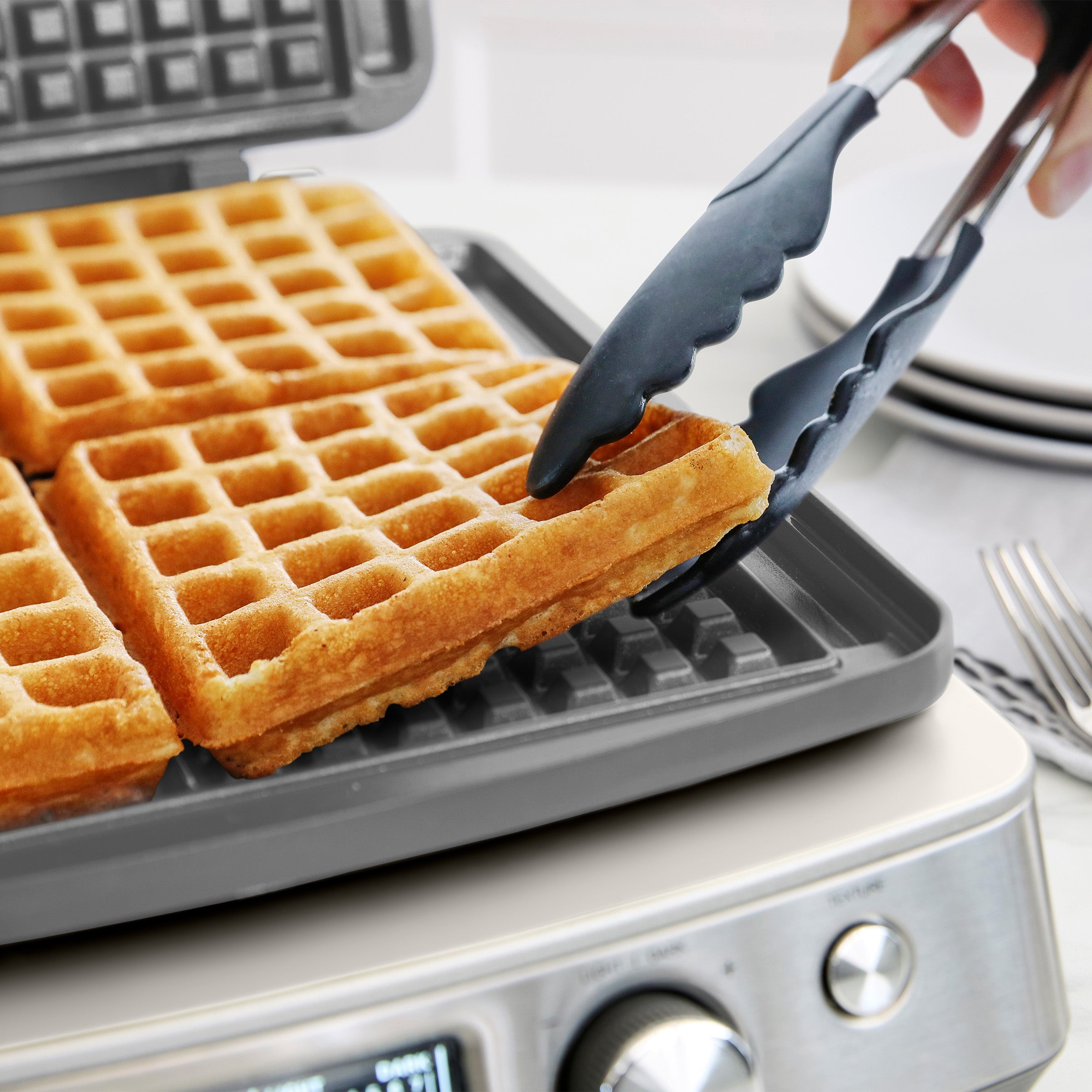 GreenPan Elite Ceramic Nonstick 4-Square Waffle Maker | Cloud Cream