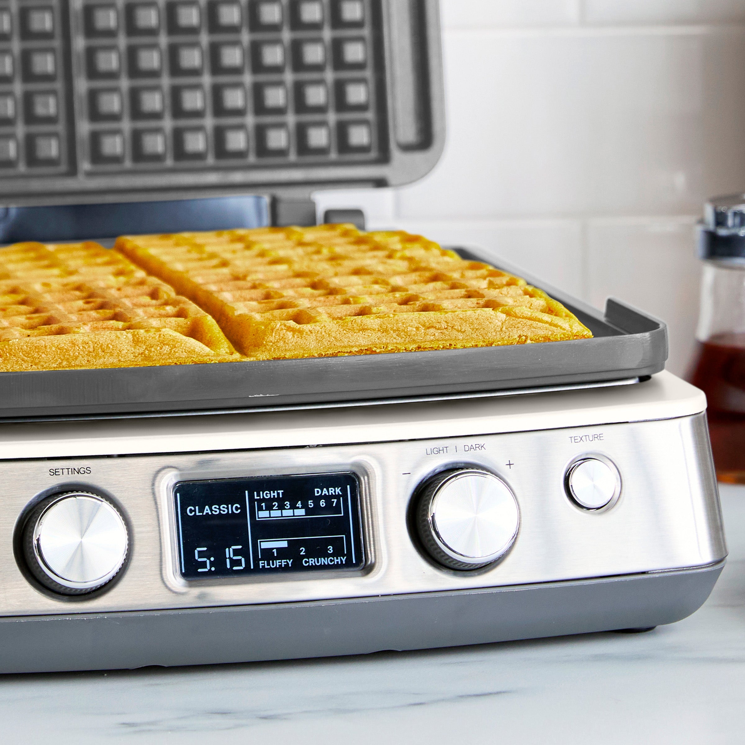 GreenPan Elite Ceramic Nonstick 4-Square Waffle Maker | Cloud Cream