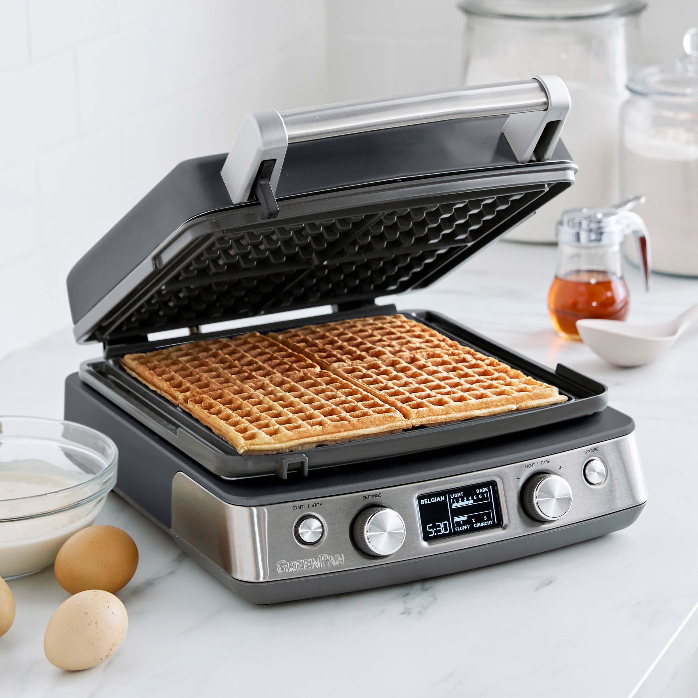 Elite Ceramic Nonstick 4-Square Waffle Maker - Graphite