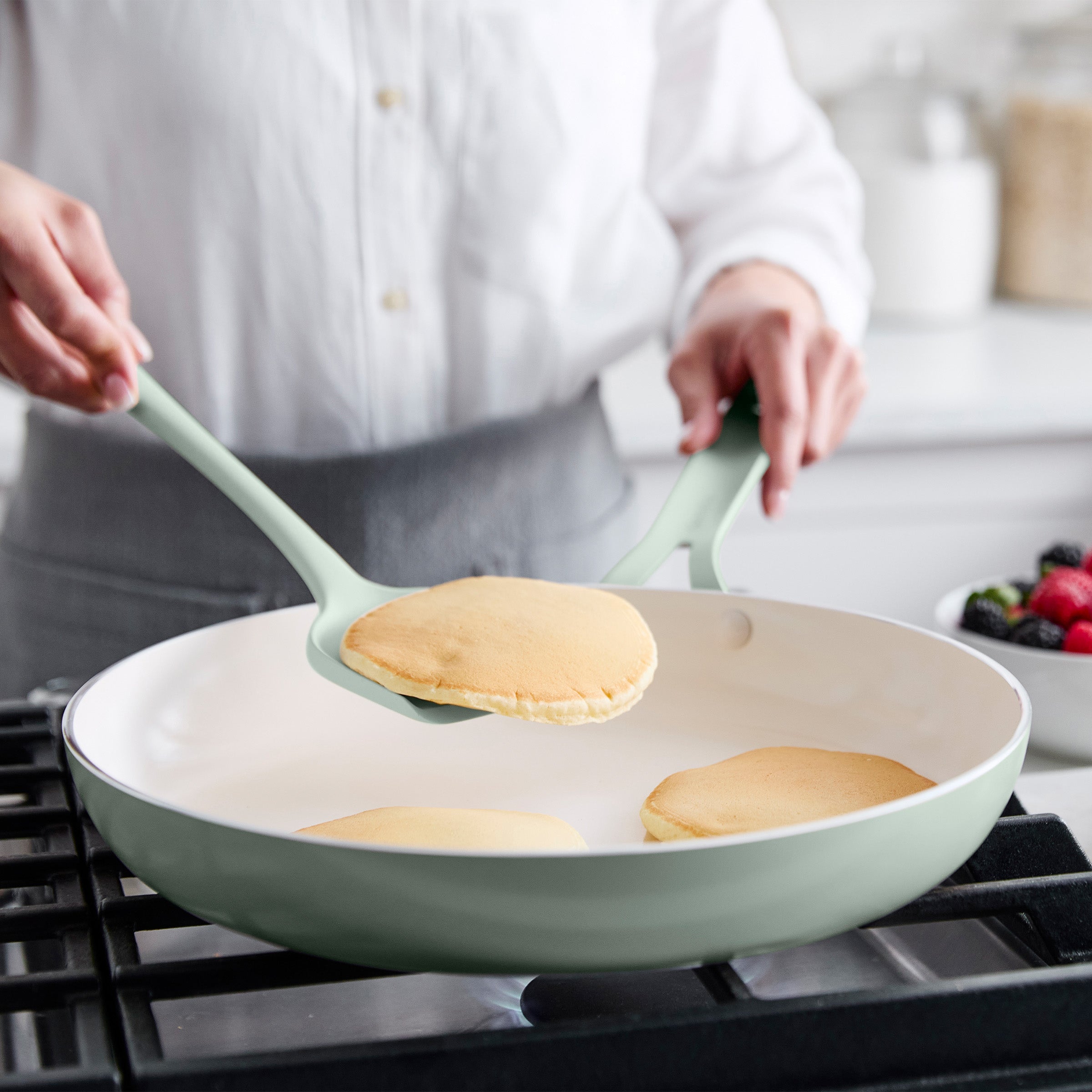 GreenPan Nova Gallery Ceramic Nonstick 10-Piece Cookware Set | Pistachio
