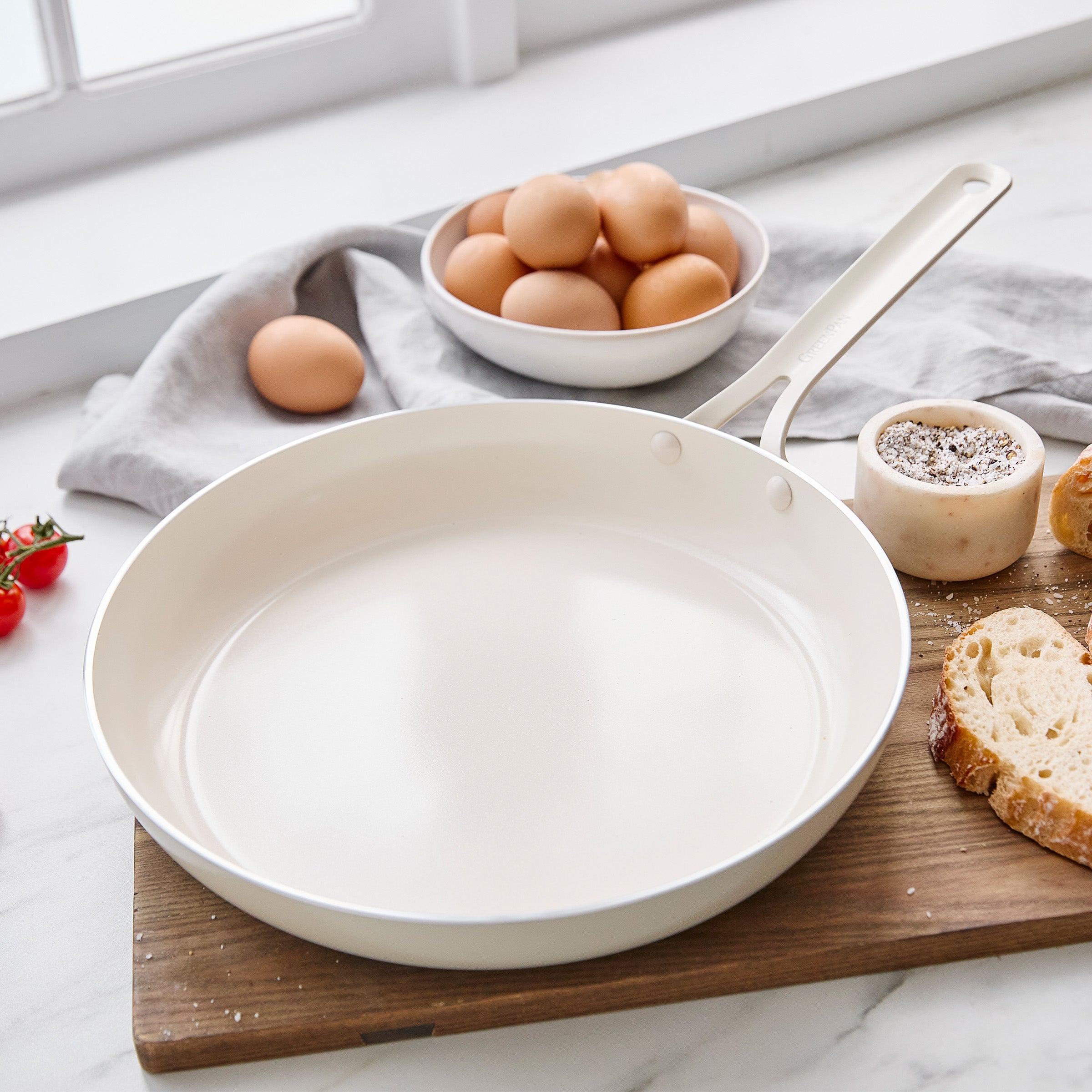 GreenPan Nova Gallery Ceramic Nonstick 12-Inch Frypan — Cream