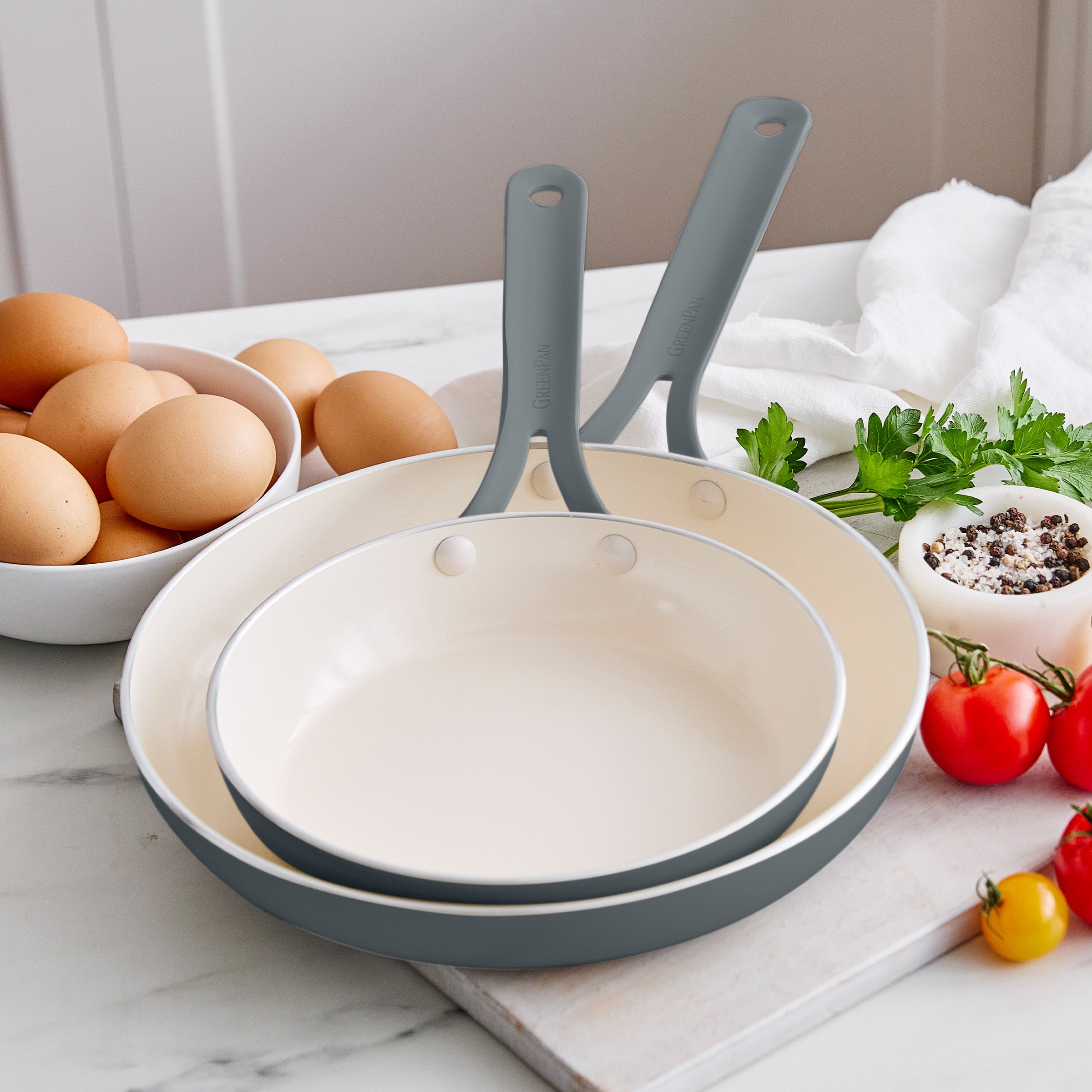 GreenPan Nova Gallery Ceramic Nonstick 8-Inch and 10-Inch Frypan Set — Gray