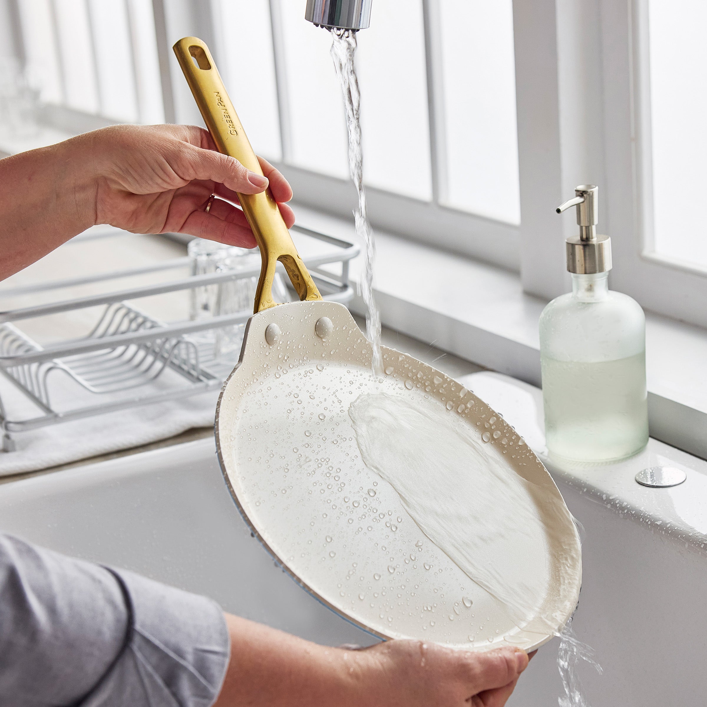 GreenPan Reserve Pro Ceramic Nonstick 10" Crepe Pan | Glacier