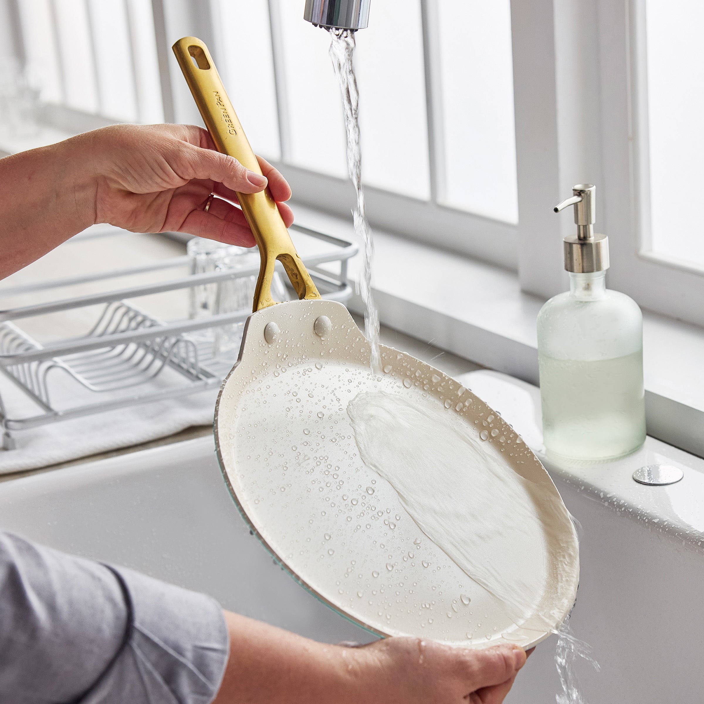 GreenPan Reserve Pro Ceramic Nonstick 10" Crepe Pan — Seaside