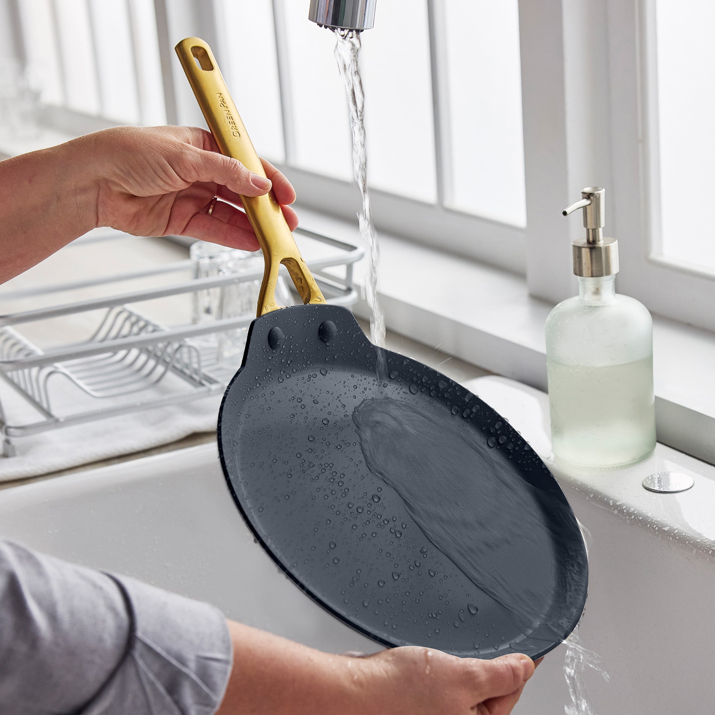Reserve Pro Ceramic Nonstick 10 Inch Crepe Pan in Black