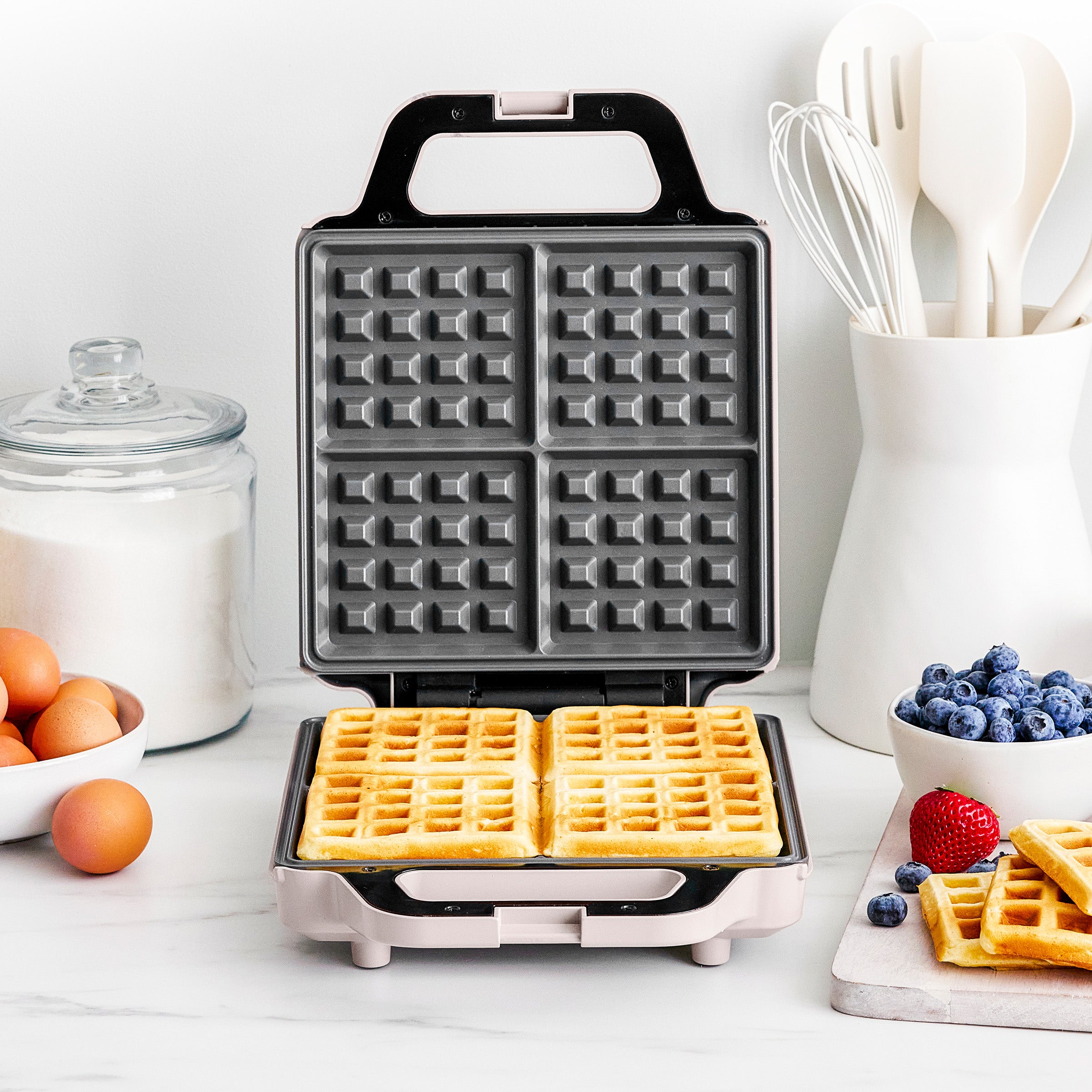 GreenPan Advanced 4-Square Waffle Maker | Clay