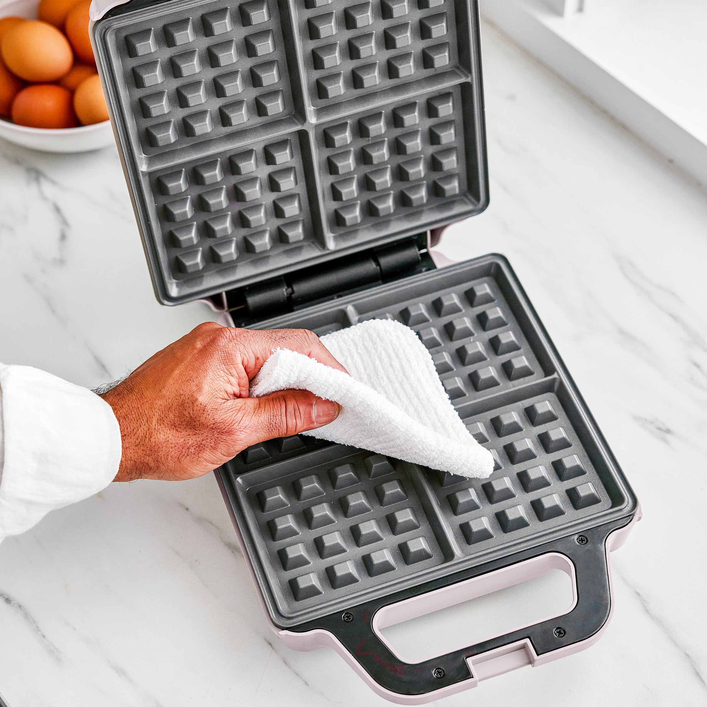 GreenPan Advanced 4-Square Waffle Maker | Clay