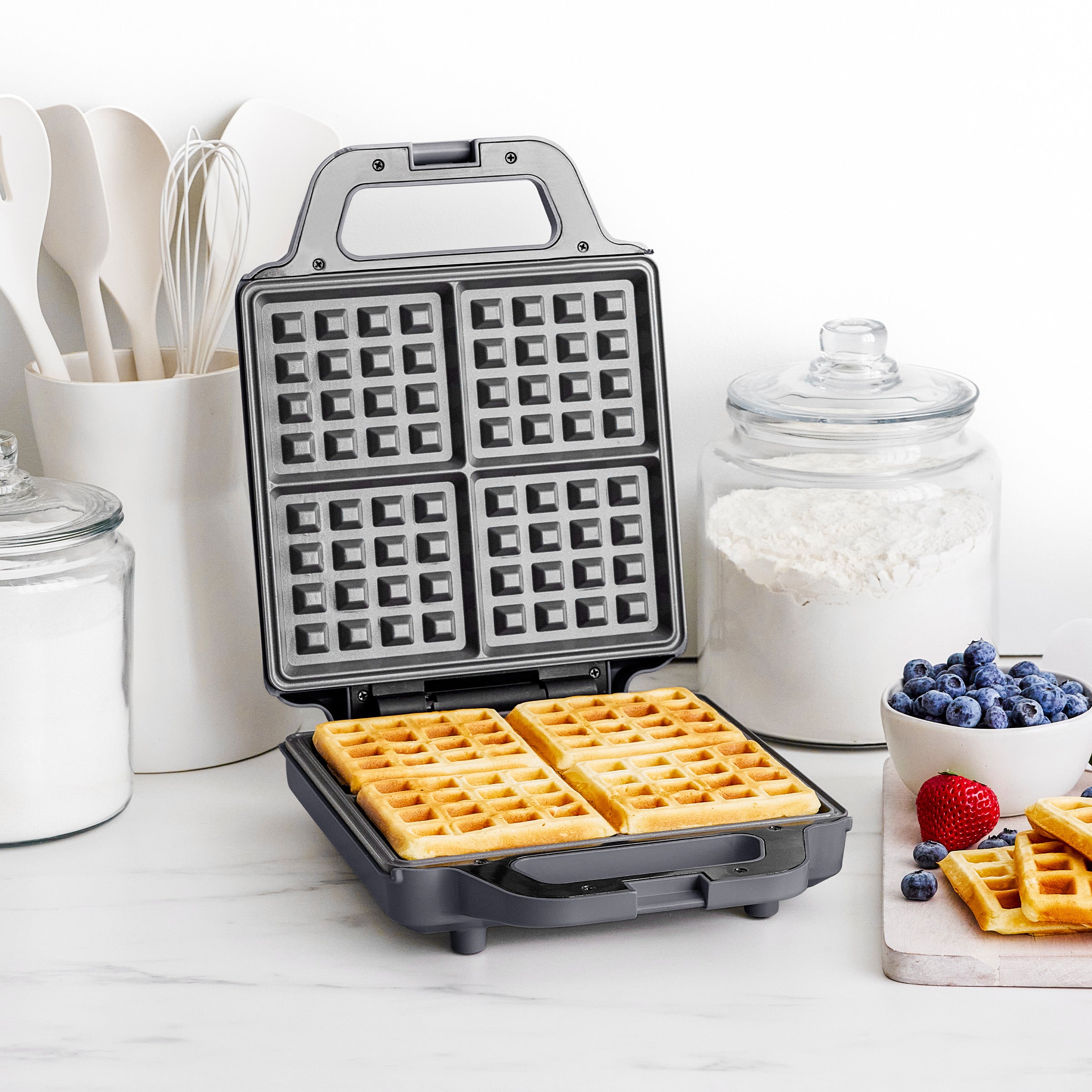 GreenPan Advanced 4-Square Waffle Maker, Graphite